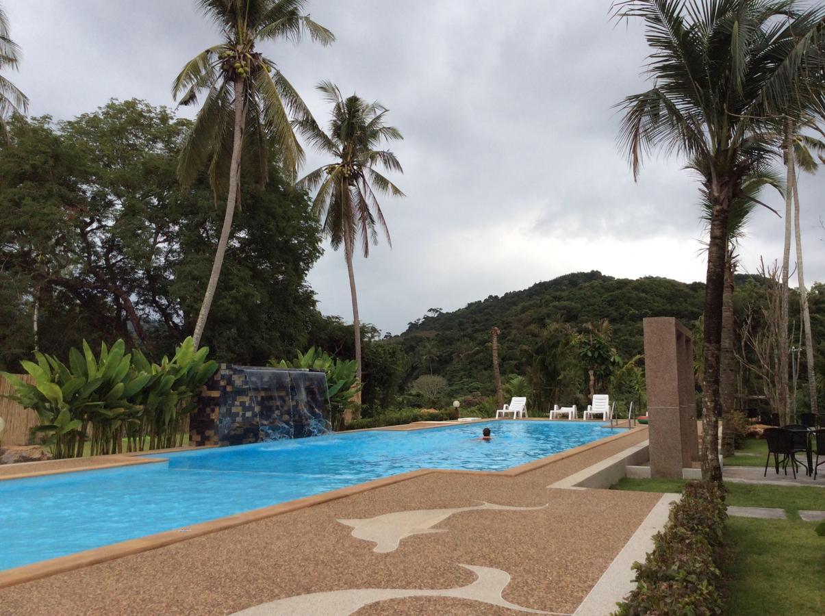 Lanta Wanida Resort Ko Lanta Buitenkant foto