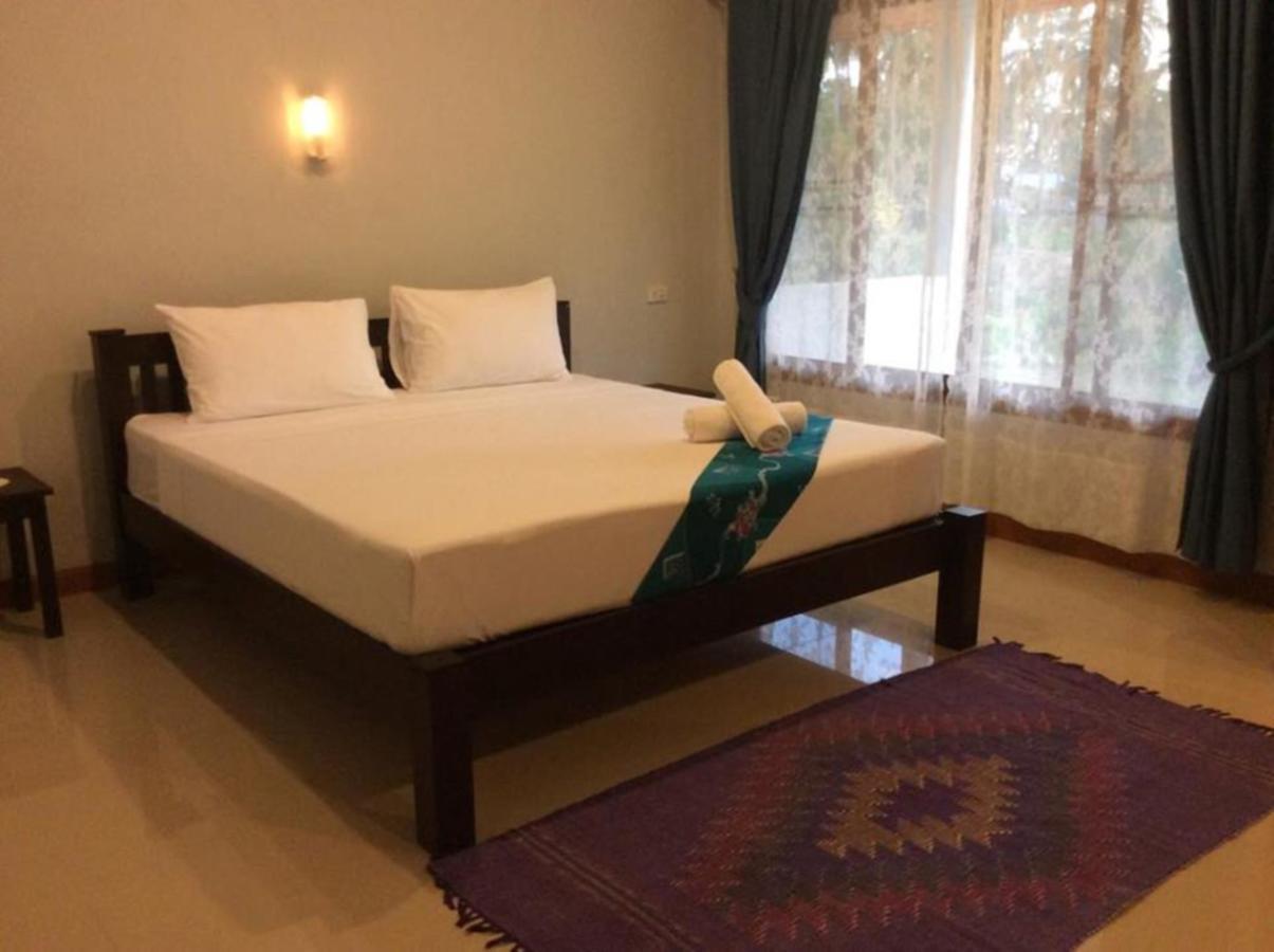 Lanta Wanida Resort Ko Lanta Buitenkant foto