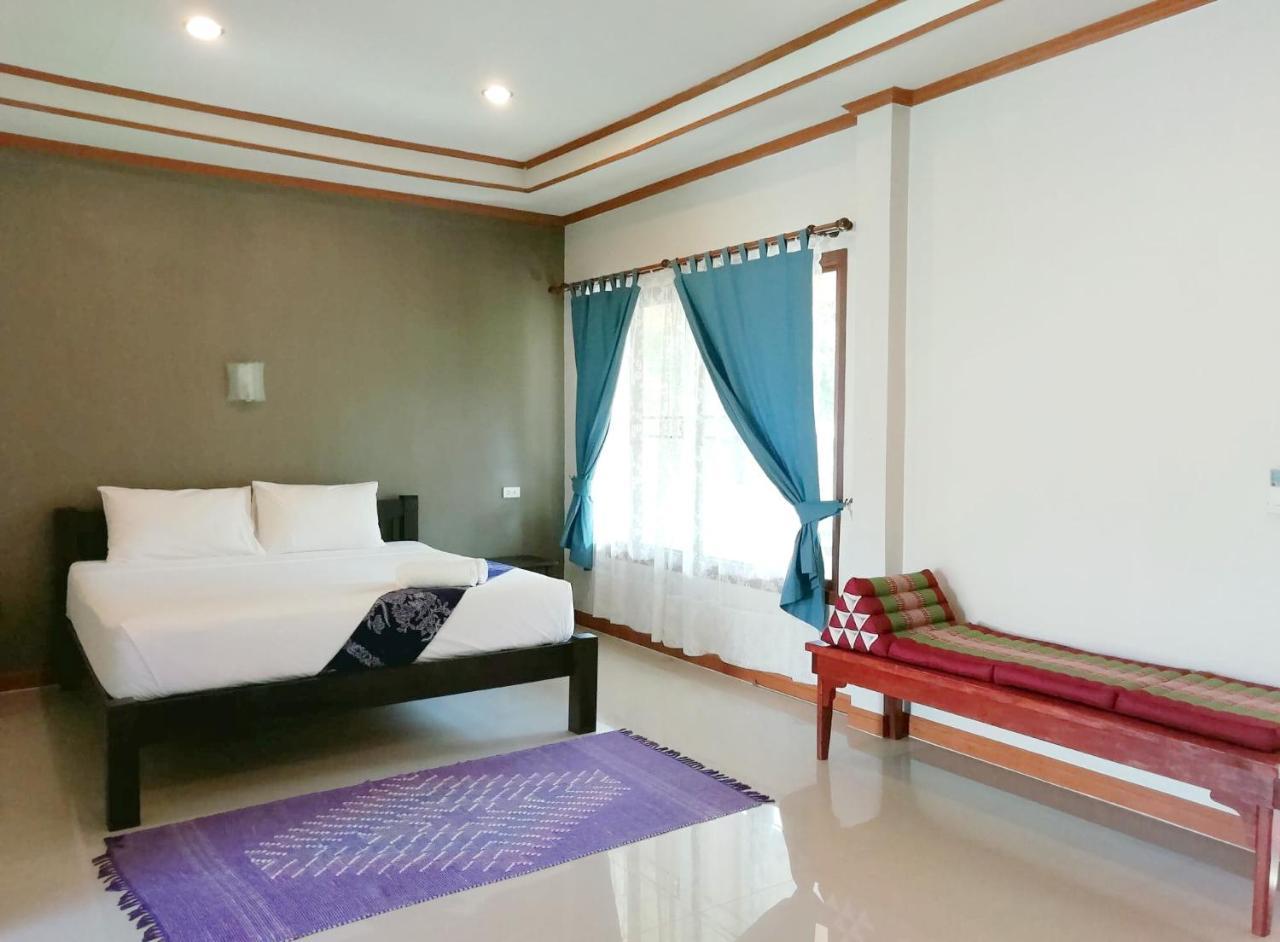 Lanta Wanida Resort Ko Lanta Buitenkant foto
