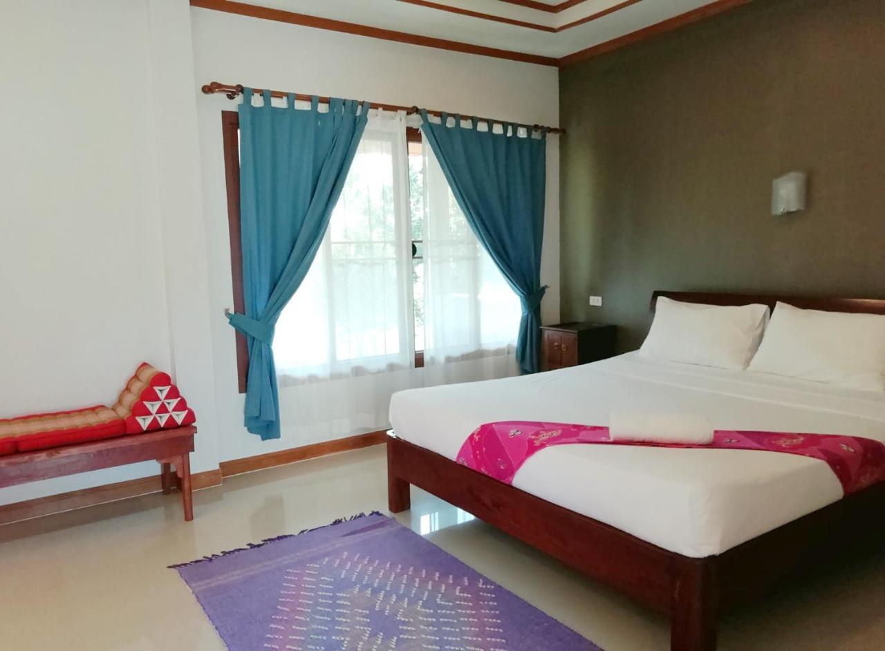 Lanta Wanida Resort Ko Lanta Buitenkant foto